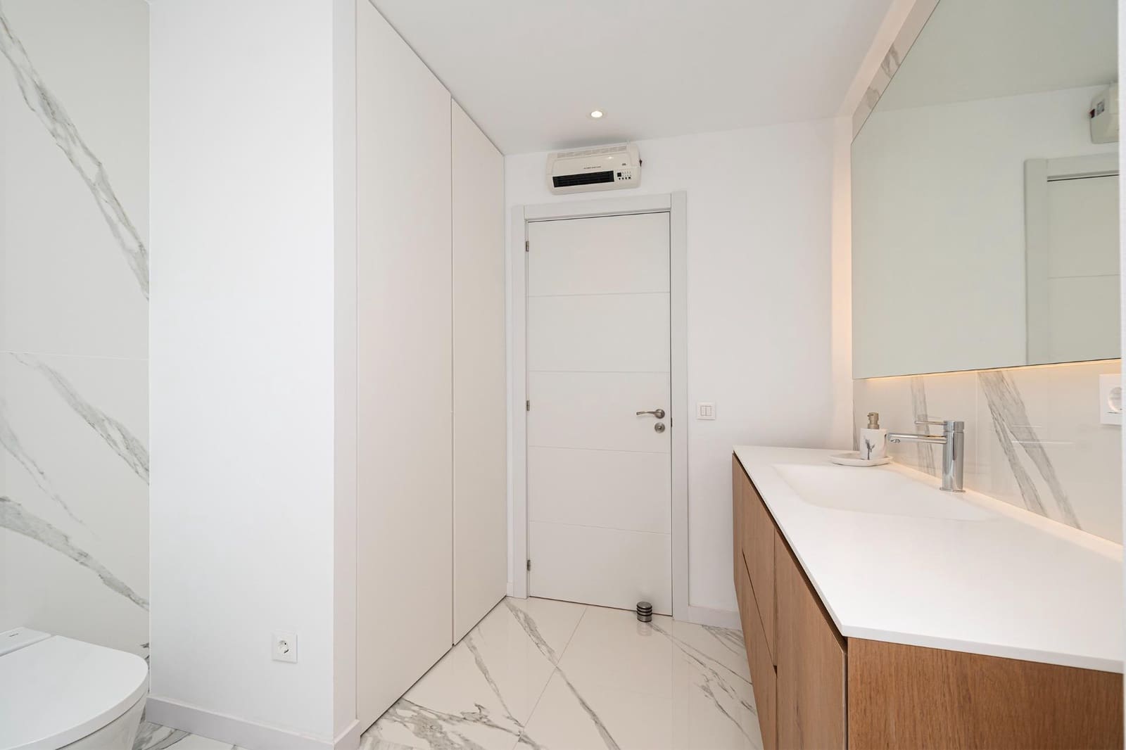 Ático de 2 habitaciones en Palma de Mallorca en venta con garaje - 575.000 € (Ref: 9142904)