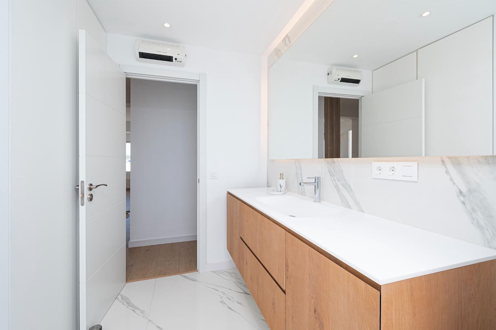 Ático de 2 habitaciones en Palma de Mallorca en venta con garaje - 575.000 € (Ref: 9142904)