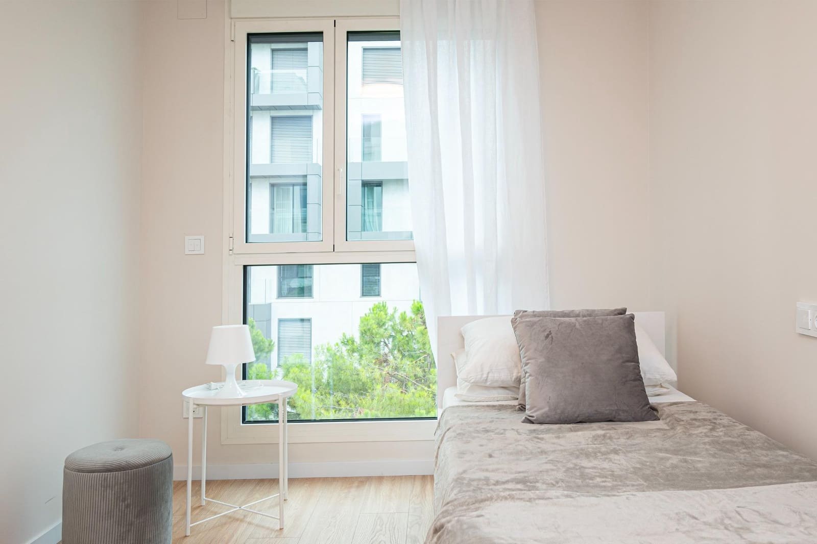 Appartement de 2 chambres à louer à Palma de Mallorca avec piscine garage - 2 500 € (Ref: 9145565)