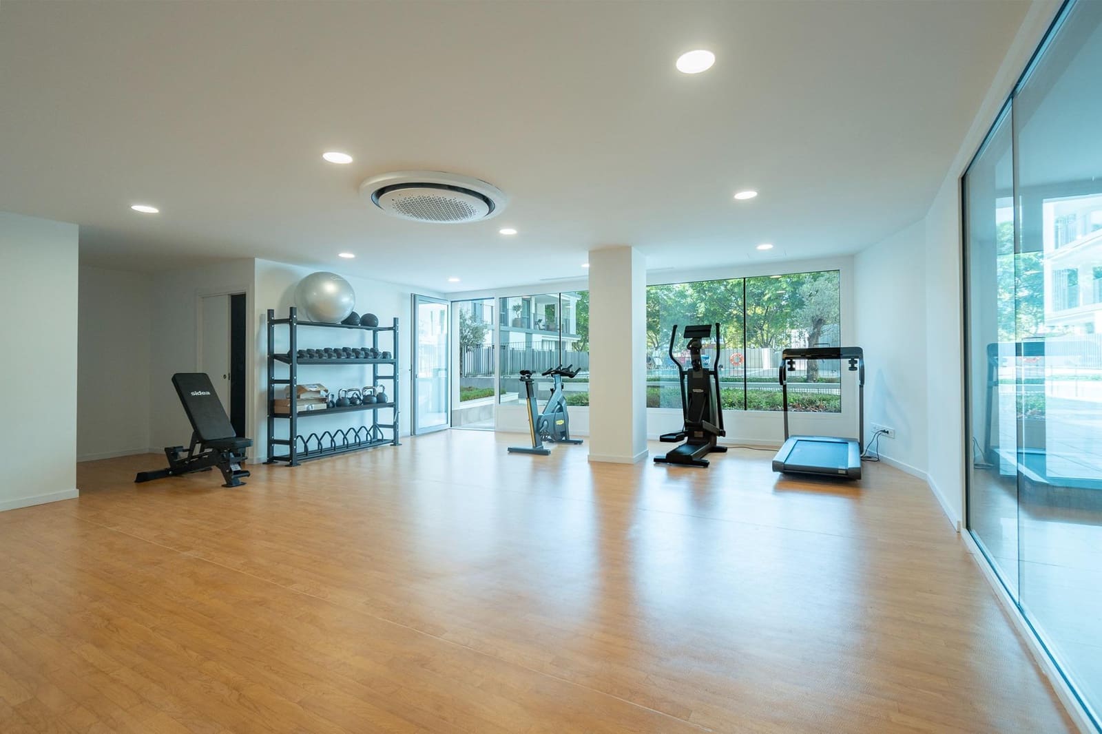 Appartement de 2 chambres à louer à Palma de Mallorca avec piscine garage - 2 500 € (Ref: 9145565)