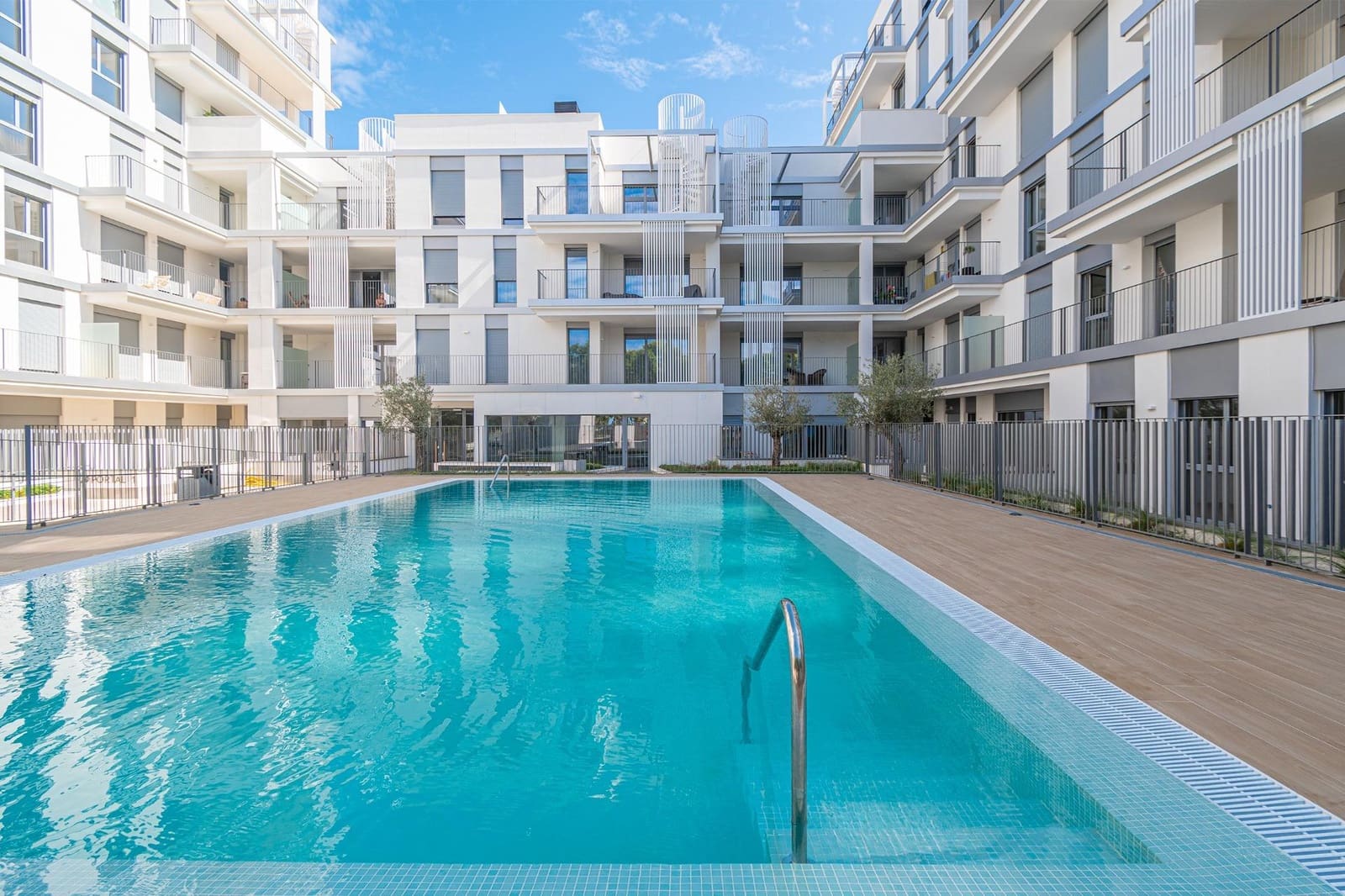 Appartement de 2 chambres à louer à Palma de Mallorca avec piscine garage - 2 500 € (Ref: 9145565)