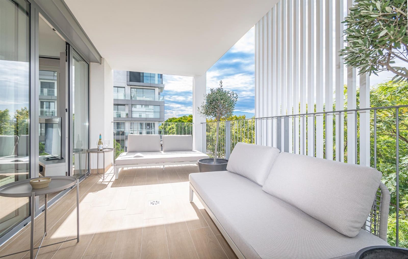 Appartement de 2 chambres à louer à Palma de Mallorca avec piscine garage - 2 500 € (Ref: 9145565)