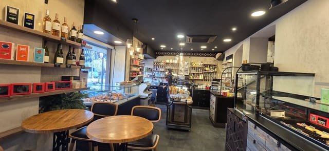 Commercial for rent in La Missió, Palma de Mallorca - € 3,952 (Ref: 9152208)