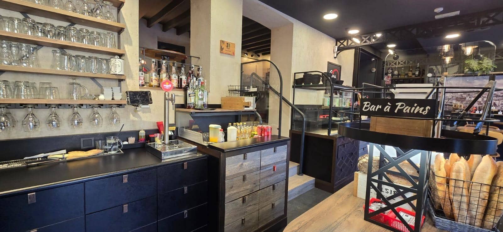 Commercial for rent in Palma de Mallorca - € 3,952 (Ref: 9152208)