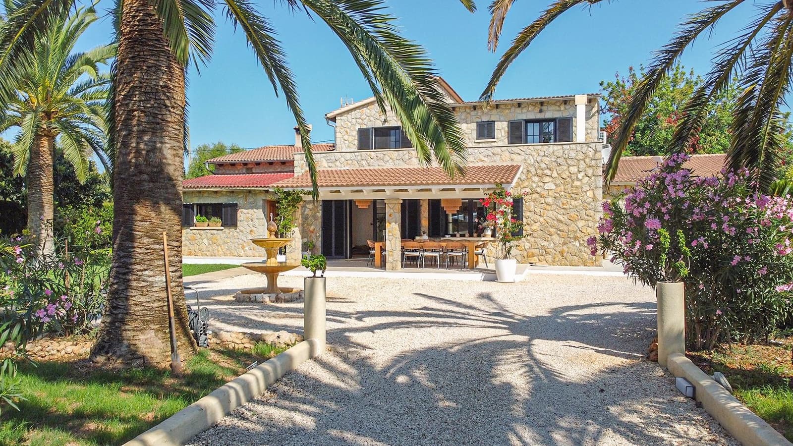 8 soveværelse Finca/Landehus til salg i Binissalem med swimmingpool - € 3.900.000 (Ref: 9152209)