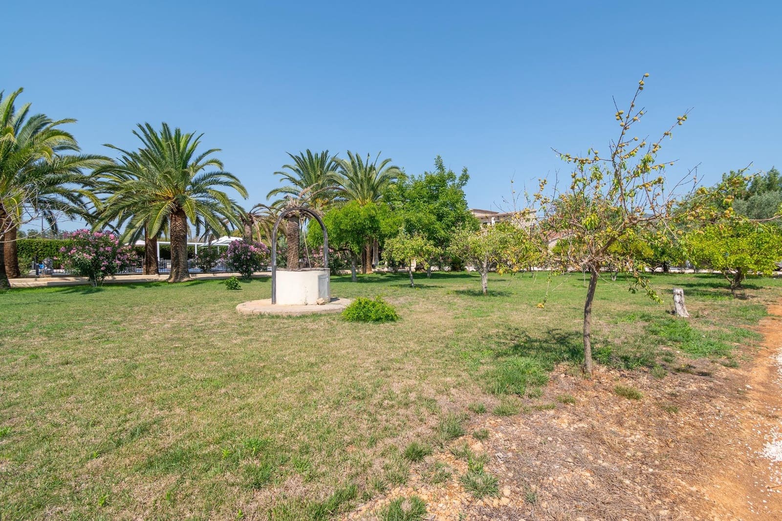 8 soveværelse Finca/Landehus til salg i Binissalem med swimmingpool - € 3.900.000 (Ref: 9152209)