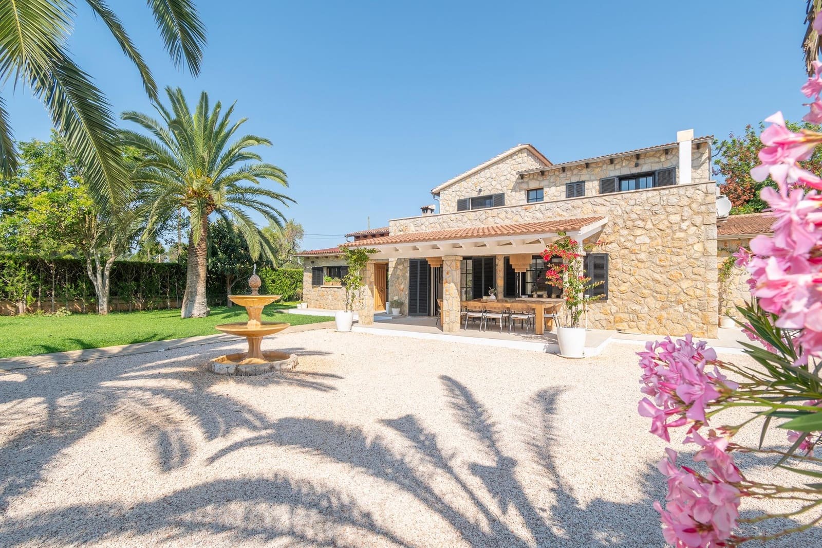 8 soveværelse Finca/Landehus til salg i Binissalem med swimmingpool - € 3.900.000 (Ref: 9152209)