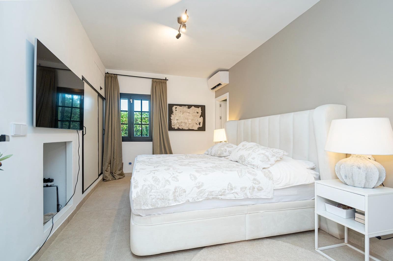 8 soveværelse Finca/Landehus til salg i Binissalem med swimmingpool - € 3.900.000 (Ref: 9152209)