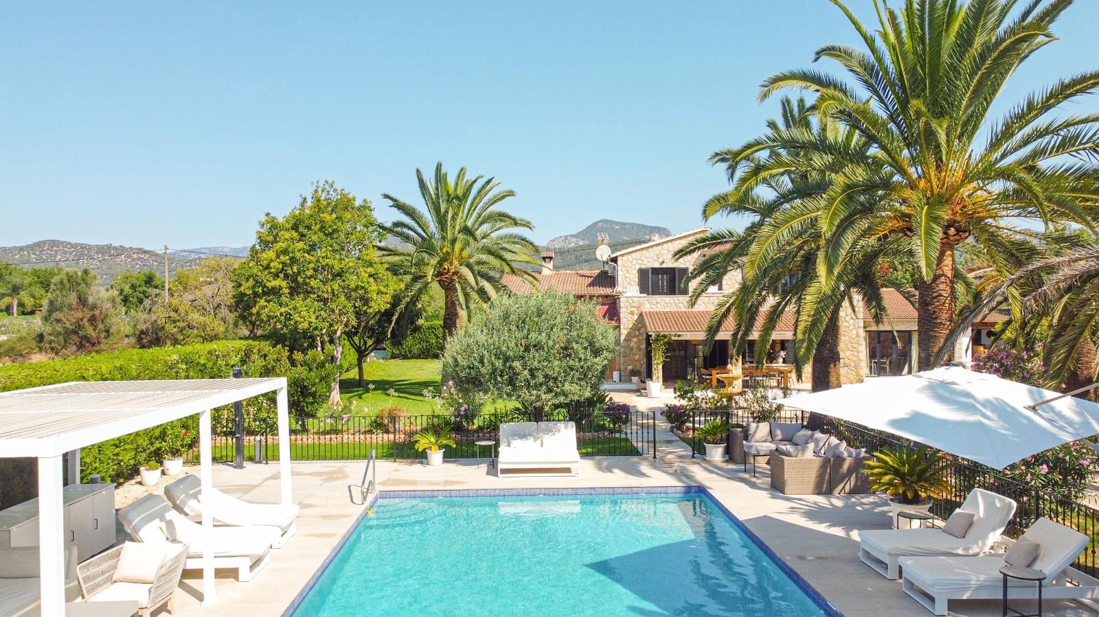 8 soveværelse Finca/Landehus til salg i Binissalem med swimmingpool - € 3.900.000 (Ref: 9152209)