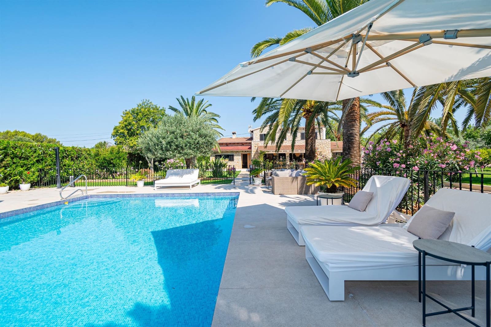 8 soveværelse Finca/Landehus til salg i Binissalem med swimmingpool - € 3.900.000 (Ref: 9152209)