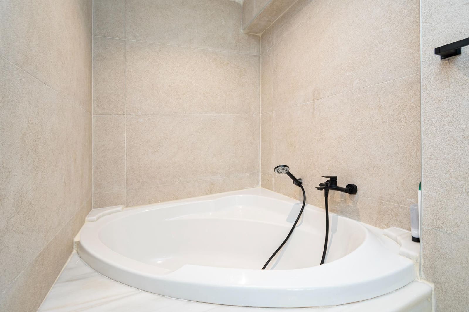 8 soveværelse Finca/Landehus til salg i Binissalem med swimmingpool - € 3.900.000 (Ref: 9152209)