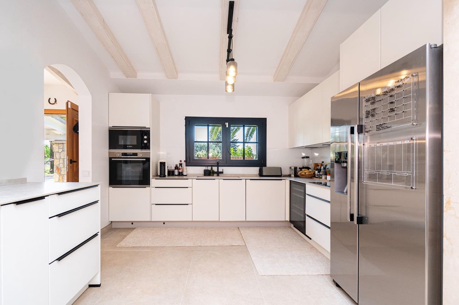 8 soveværelse Finca/Landehus til salg i Binissalem med swimmingpool - € 3.900.000 (Ref: 9152209)