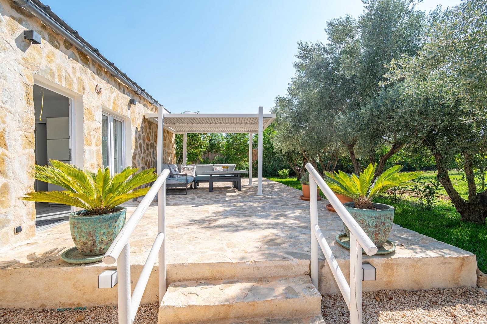 8 soveværelse Finca/Landehus til salg i Binissalem med swimmingpool - € 3.900.000 (Ref: 9152209)