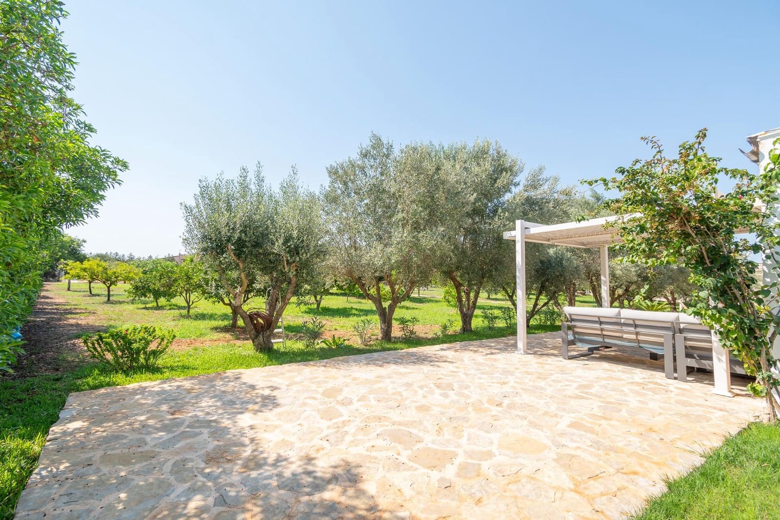 8 soveværelse Finca/Landehus til salg i Binissalem med swimmingpool - € 3.900.000 (Ref: 9152209)