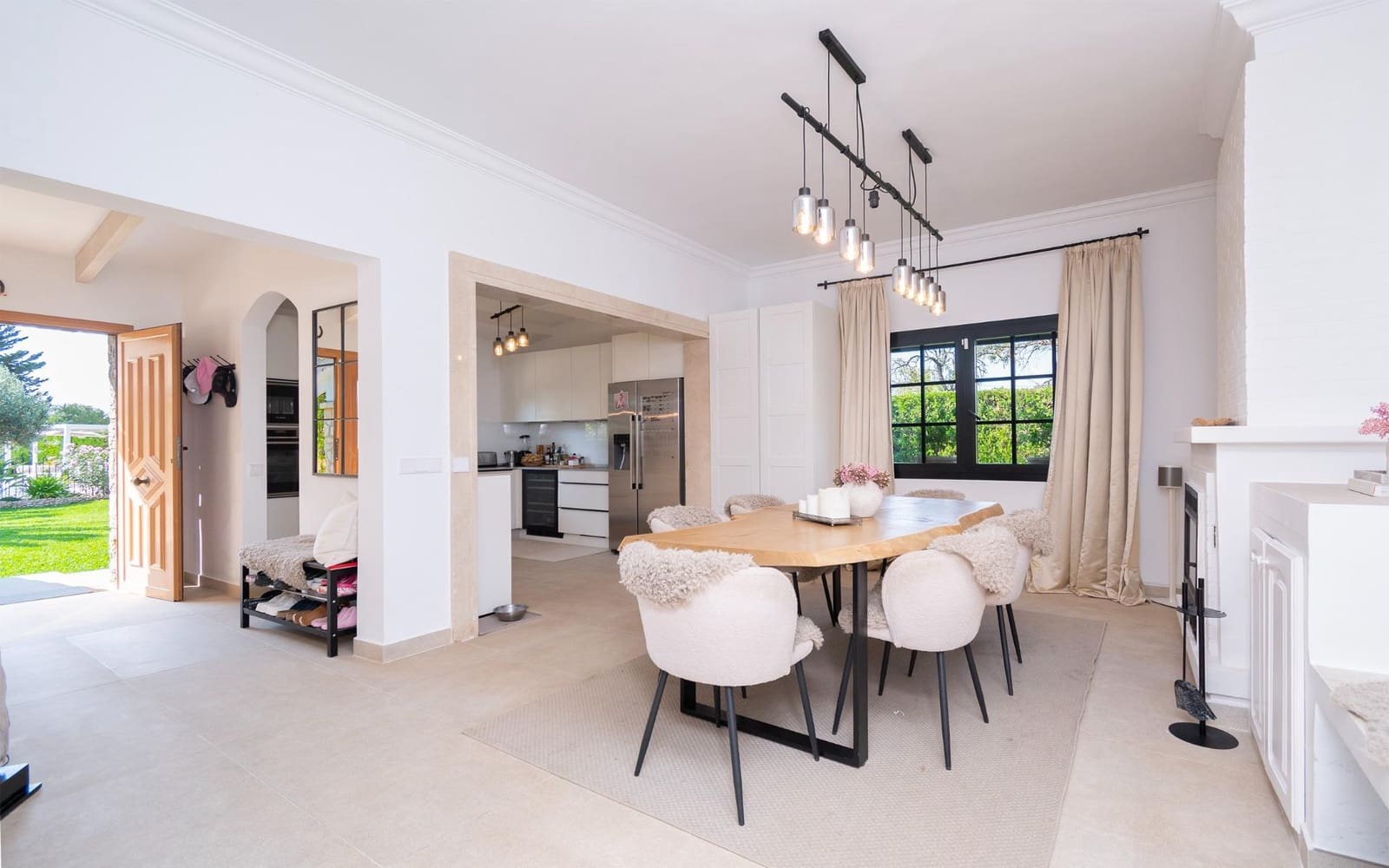 8 soverom Finca/Herregård til salgs i Binissalem med svømmebasseng - € 3 400 000 (Ref: 9152209)