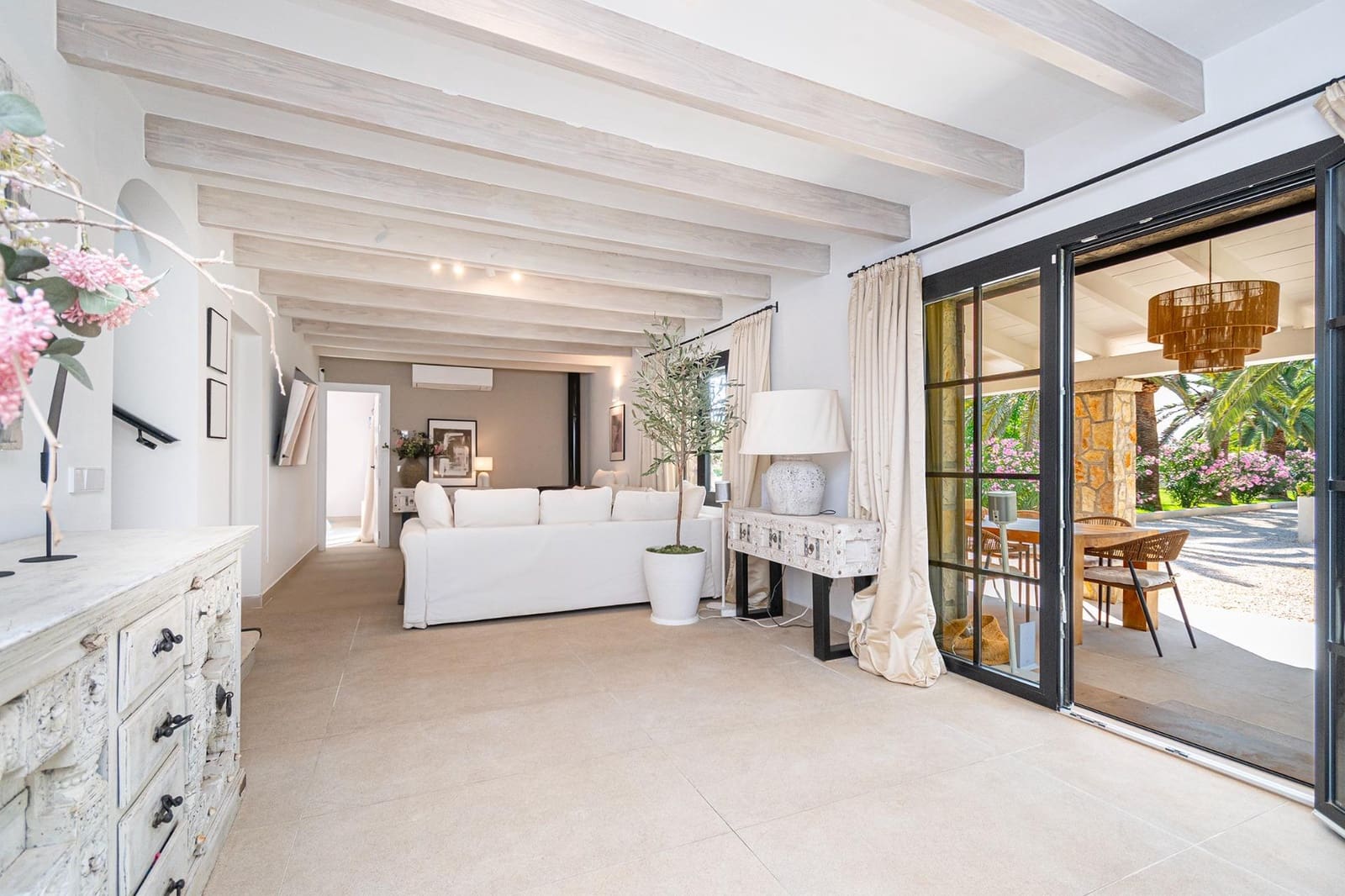 8 soverom Finca/Herregård til salgs i Binissalem med svømmebasseng - € 3 400 000 (Ref: 9152209)