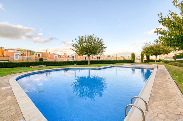 3 soveværelse Rækkehus til salg i Son Rapinya, Palma de Mallorca med swimmingpool garage - € 940.000 (Ref: 9165815)