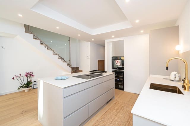 2 Zimmer Apartment zu vermieten in El Terreno, Palma de Mallorca mit Pool Garage - 2.400 € (Ref: 9195566)