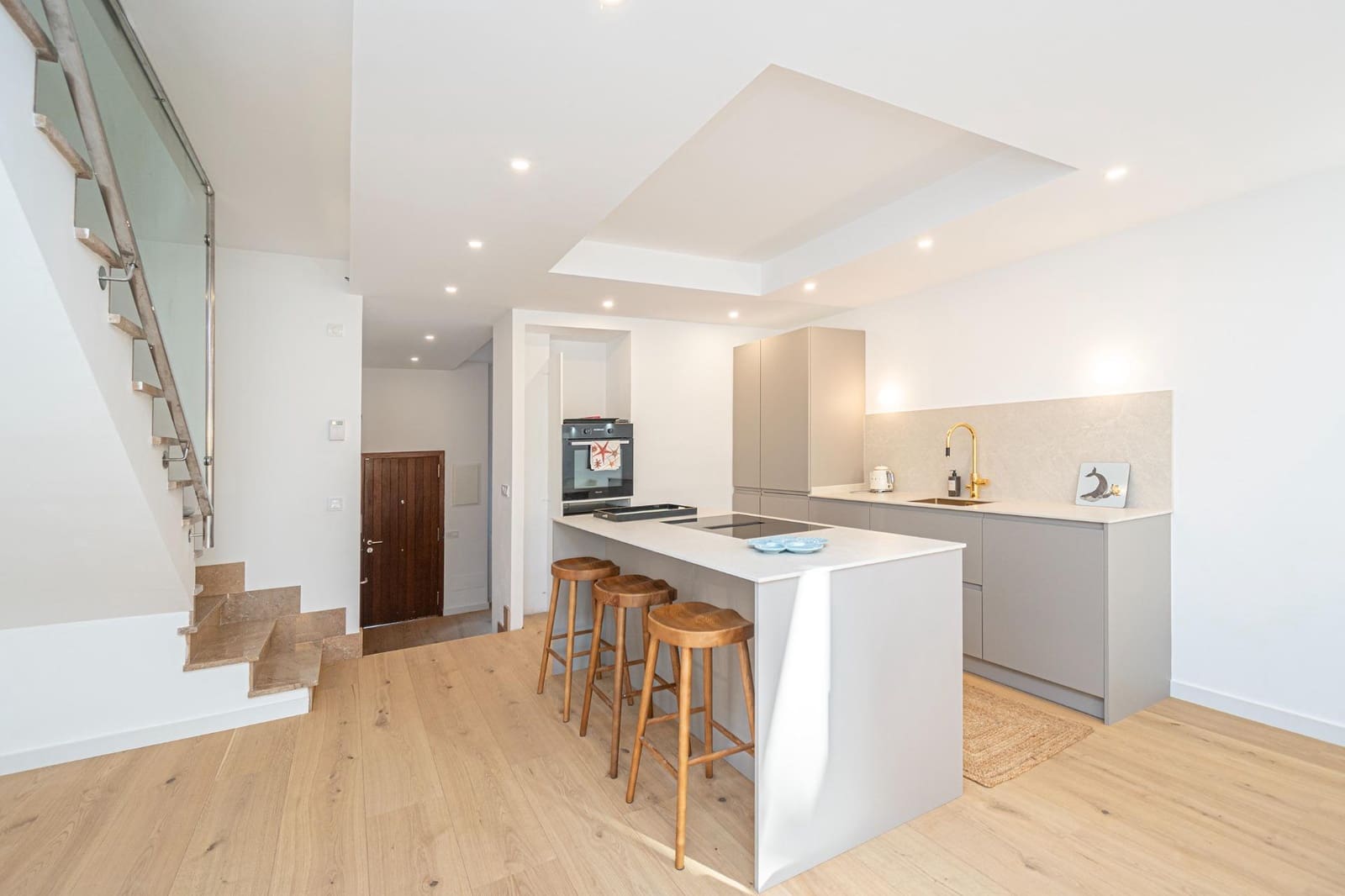 2 bedroom Apartment for rent in Palma de Mallorca with pool garage - € 2,400 (Ref: 9195566)