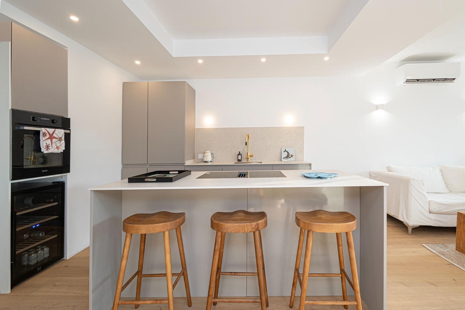 2 bedroom Apartment for rent in Palma de Mallorca with pool garage - € 2,400 (Ref: 9195566)