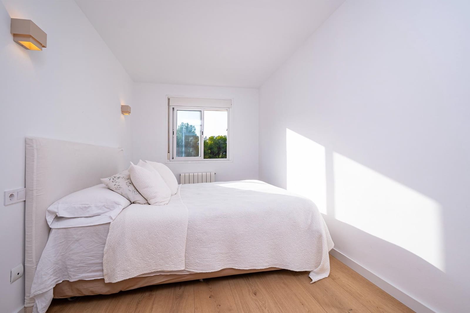 2 bedroom Apartment for rent in Palma de Mallorca with pool garage - € 2,400 (Ref: 9195566)