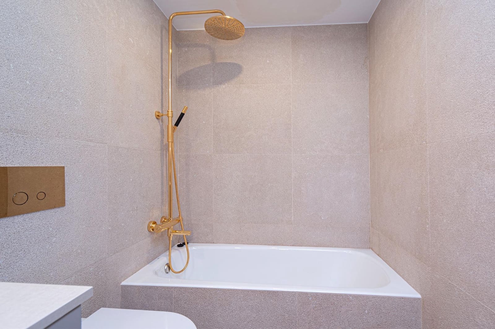 2 bedroom Apartment for rent in Palma de Mallorca with pool garage - € 2,400 (Ref: 9195566)