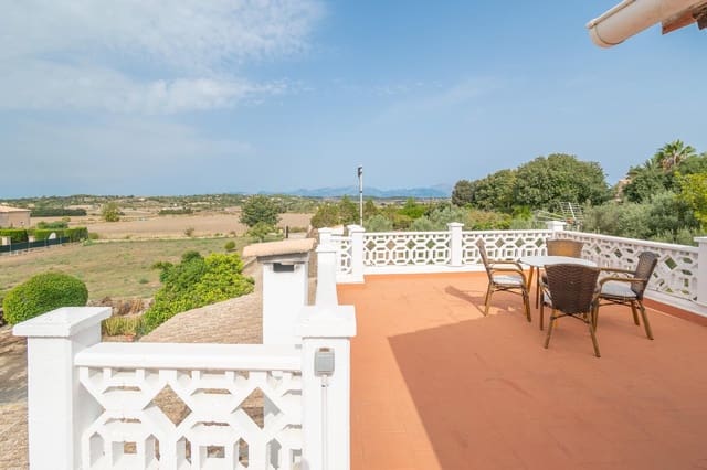 3 bedroom Finca/Country House for rent in Santa Margalida with pool - € 2,200 (Ref: 9197764)