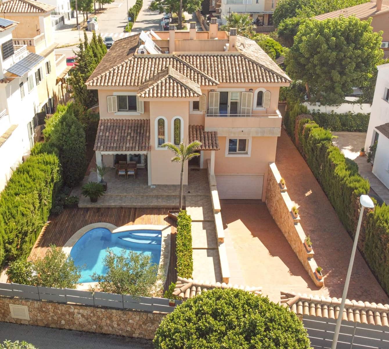 5 soveværelse Semi-Rækkehus til salg i Puig de Ros med swimmingpool garage - € 1.200.000 (Ref: 9233014)