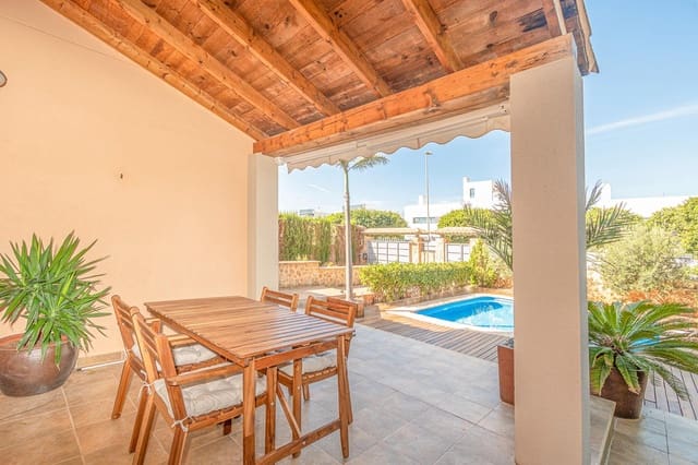 5 soverom Kjedet enebolig til salgs i Puig de Ros, Llucmajor med svømmebasseng garasje - € 1 200 000 (Ref: 9233014)