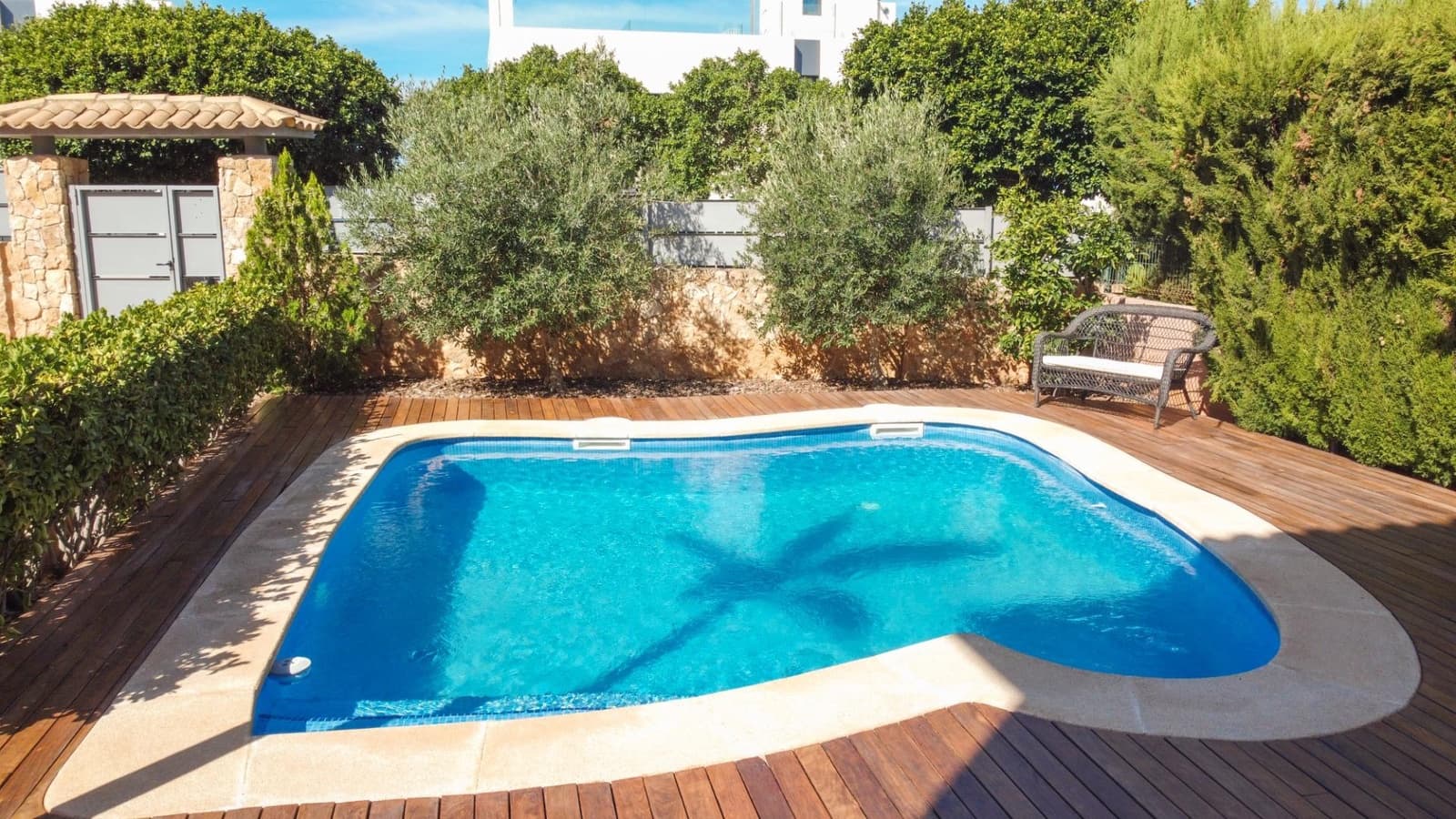 5 soveværelse Semi-Rækkehus til salg i Puig de Ros med swimmingpool garage - € 1.200.000 (Ref: 9233014)
