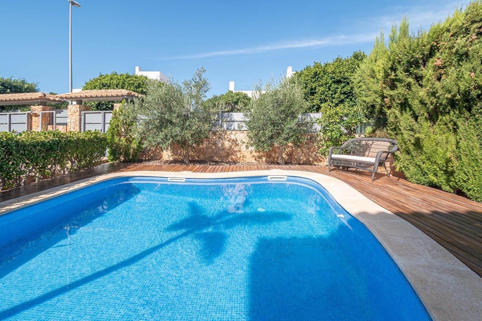 5 soveværelse Semi-Rækkehus til salg i Puig de Ros med swimmingpool garage - € 1.200.000 (Ref: 9233014)
