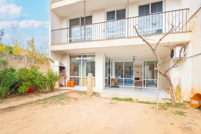 6 bedroom Terraced Villa for sale in Llucmajor - € 982,000 (Ref: 9301072)