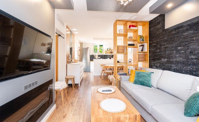 1 bedroom Flat for sale in Santa Ponsa, Calvià - € 300,000 (Ref: 9342098)