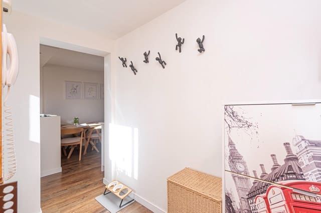 1 bedroom Flat for sale in Santa Ponsa, Calvià - € 300,000 (Ref: 9342098)