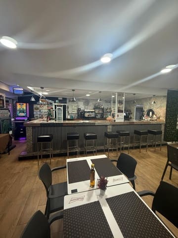 Commercial for rent in Amanecer, Palma de Mallorca - € 1,020 (Ref: 9344800)