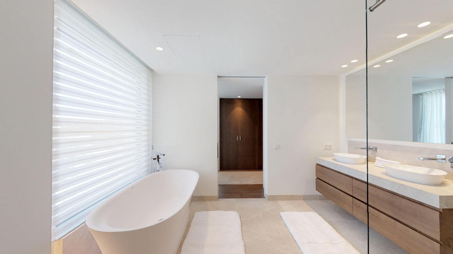 6 bedroom Villa for sale in Santa Ponsa with pool garage - € 7,500,000 (Ref: 9379054)