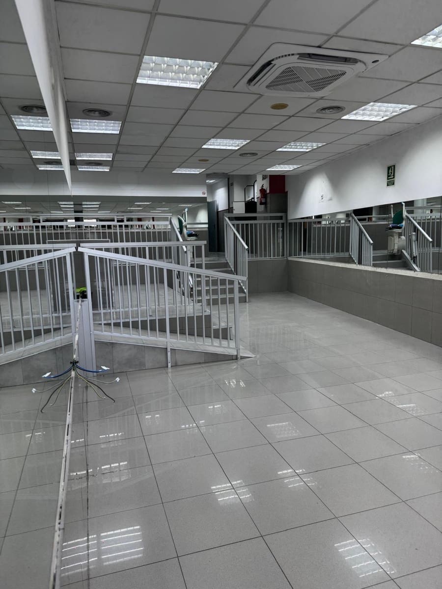 Commercial for sale in Inca - € 390,000 (Ref: 9382981)