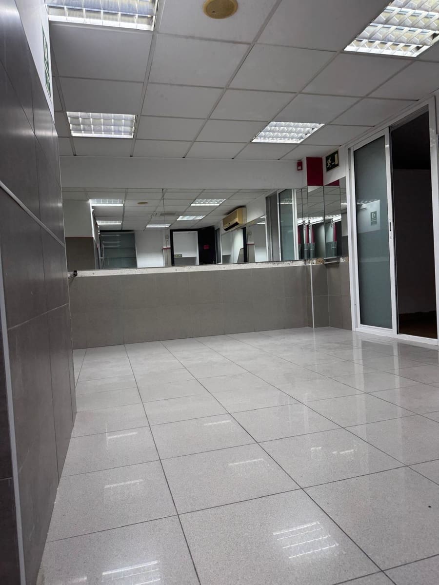 Commercial for sale in Inca - € 390,000 (Ref: 9382981)