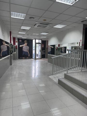 Commercial for sale in Inca - € 390,000 (Ref: 9382981)