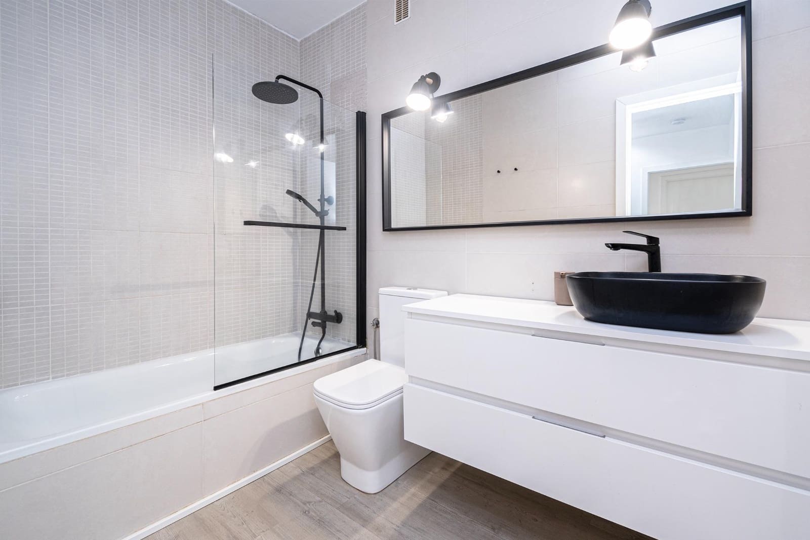 3 slaapkamer Appartement te koop in Sol de Mallorca met zwembad garage - € 680.000 (Ref: 9398531)