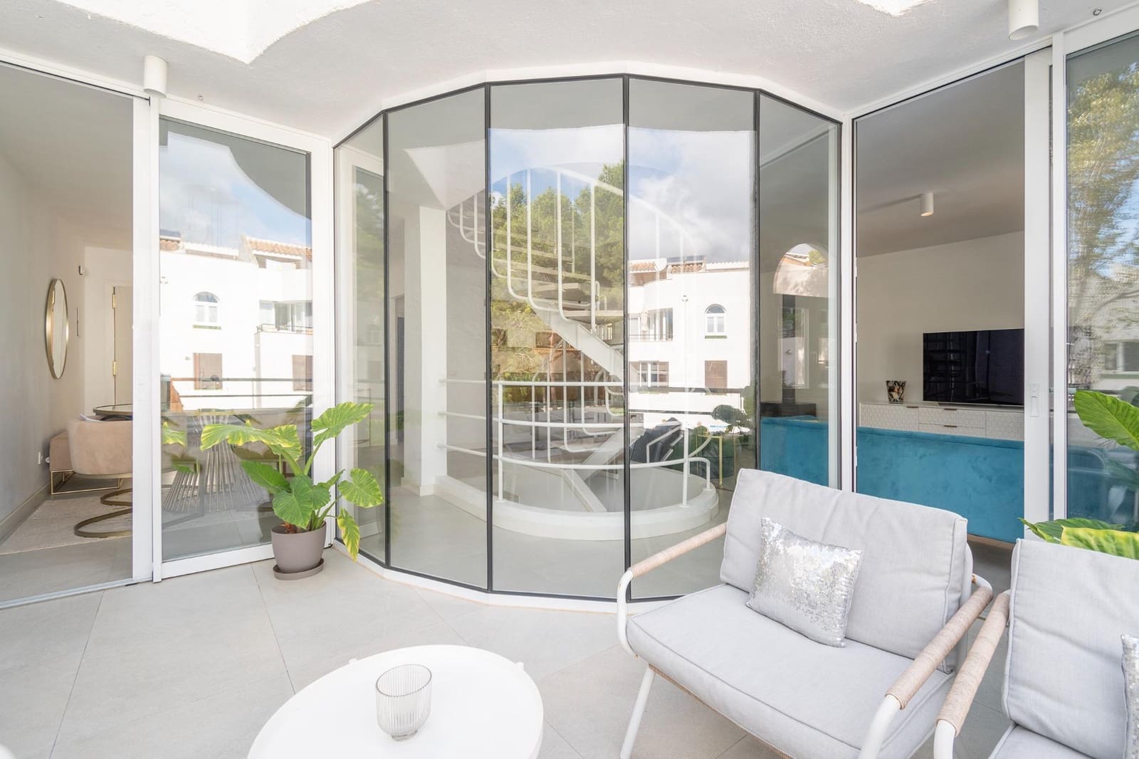 3 bedroom Apartment for sale in Sol de Mallorca with pool garage - € 646,000 (Ref: 9398531)