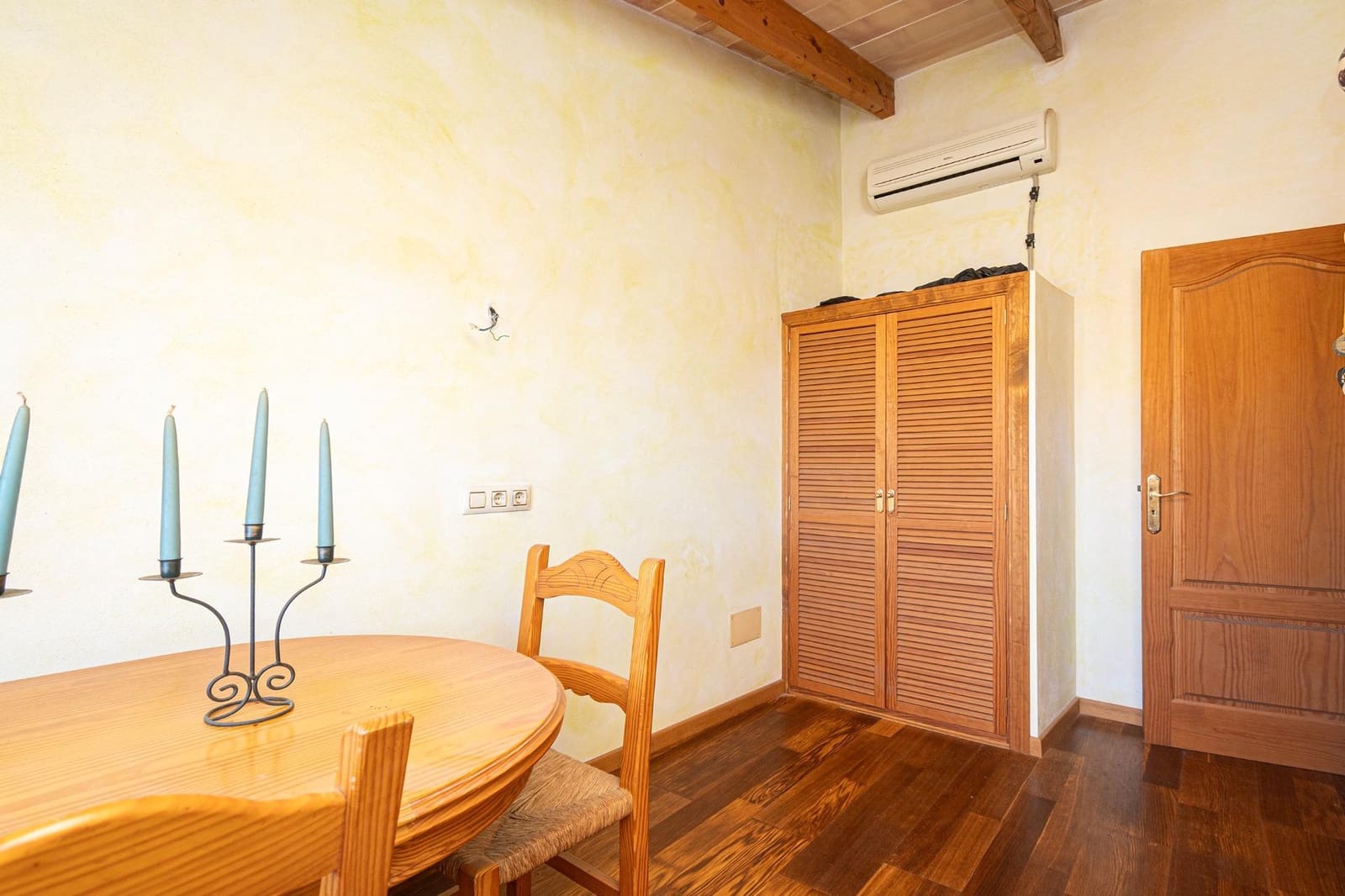 4 bedroom Terraced Villa for sale in Felanitx - € 380,000 (Ref: 9401097)