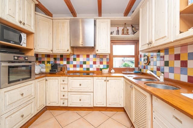 4 makuuhuone Rivitalo myytävänä paikassa Felanitx - 380 000 € (Ref: 9401097)