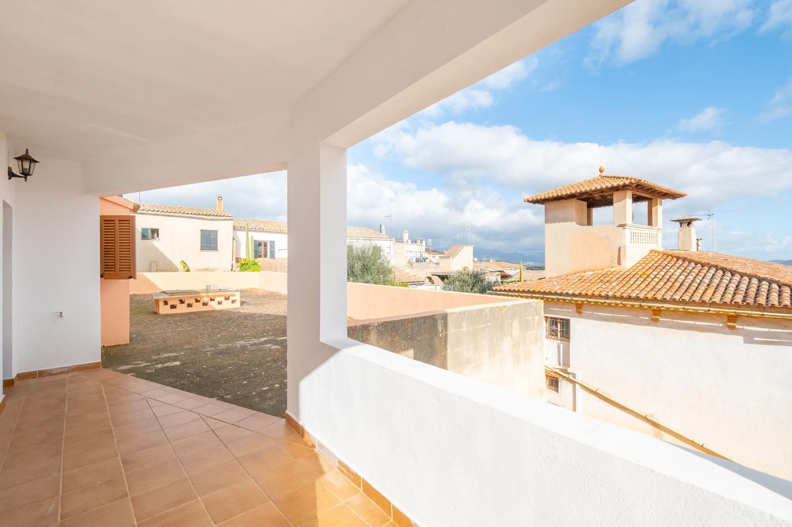 6 soveværelse Byhus til salg i Santa Eugenia med garage - € 750.000 (Ref: 9419801)