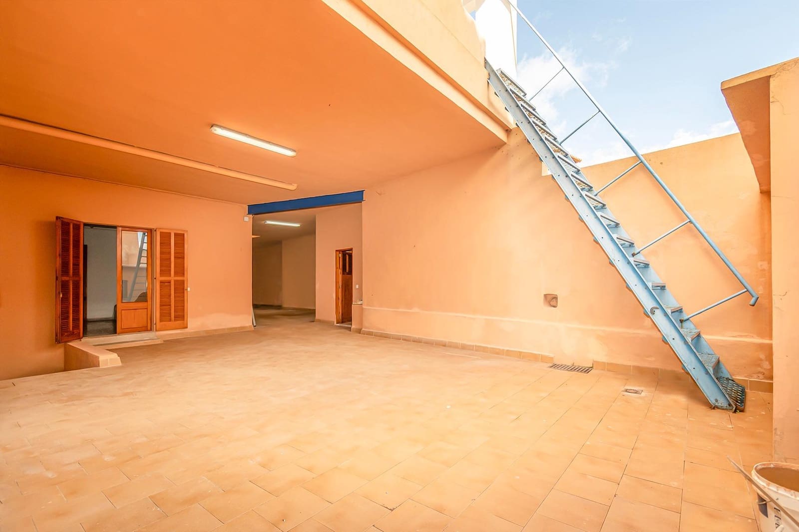 6 soveværelse Byhus til salg i Santa Eugenia med garage - € 750.000 (Ref: 9419801)