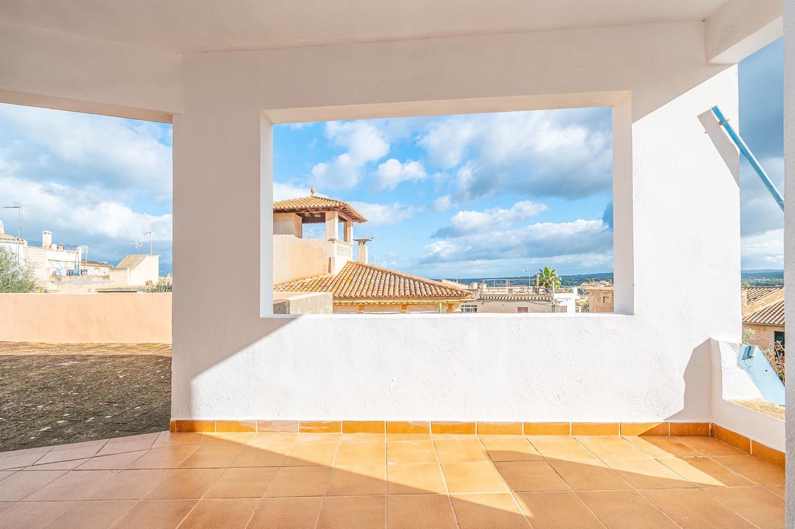 6 soveværelse Byhus til salg i Santa Eugenia med garage - € 750.000 (Ref: 9419801)