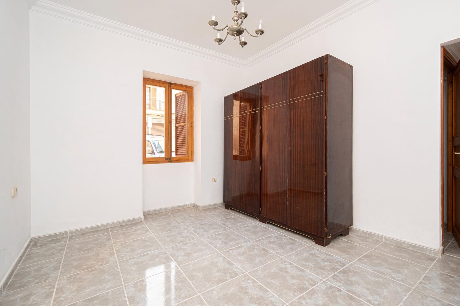 6 soveværelse Byhus til salg i Santa Eugenia med garage - € 750.000 (Ref: 9419801)