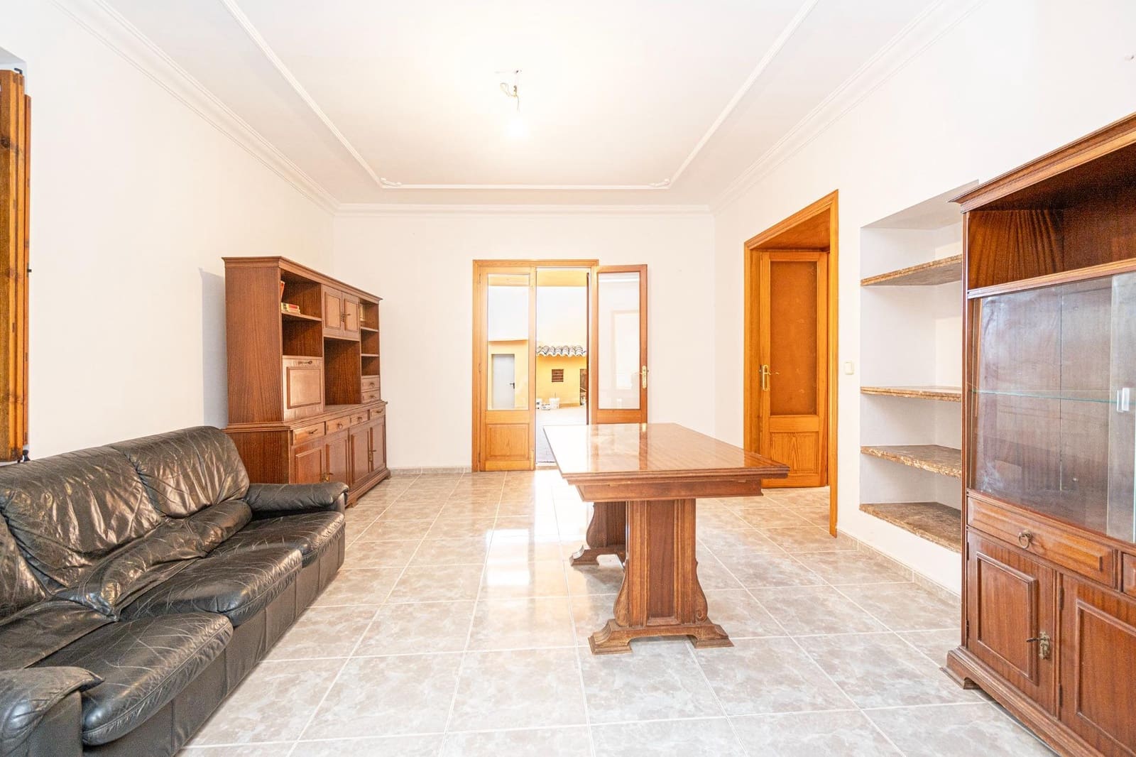 6 soveværelse Byhus til salg i Santa Eugenia med garage - € 750.000 (Ref: 9419801)