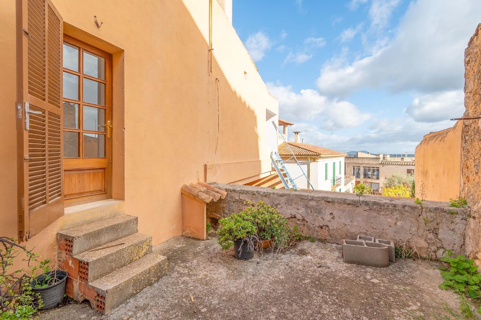 6 soveværelse Byhus til salg i Santa Eugenia med garage - € 750.000 (Ref: 9419801)