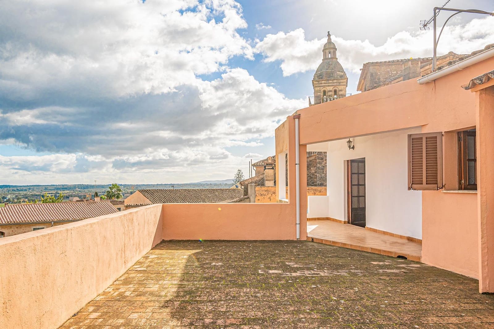 6 soveværelse Byhus til salg i Santa Eugenia med garage - € 750.000 (Ref: 9419801)